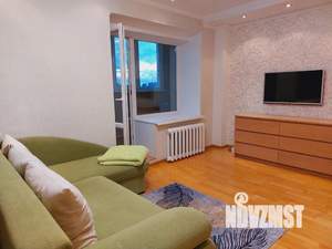 Студия квартира, посуточно, 40м2, 10/10 этаж