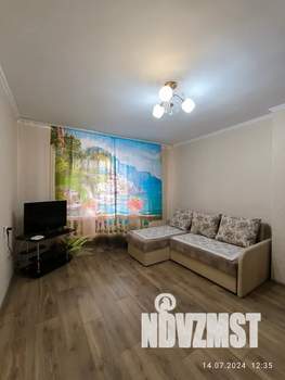 1-к квартира, посуточно, 40м2, 17/17 этаж