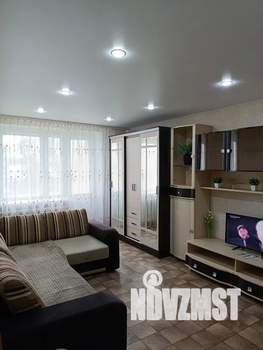 1-к квартира, посуточно, 32м2, 6/9 этаж