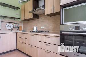 1-к квартира, посуточно, 40м2, 4/10 этаж