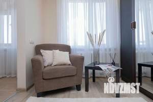 1-к квартира, посуточно, 42м2, 1/1 этаж