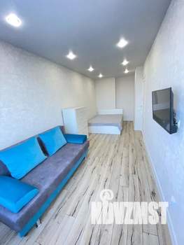 1-к квартира, посуточно, 40м2, 23/25 этаж