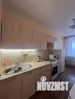 1-к квартира, посуточно, 40м2, 20/23 этаж