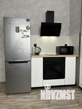 1-к квартира, посуточно, 40м2, 2/5 этаж