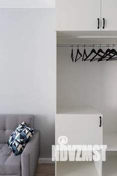 Студия квартира, посуточно, 32м2, 9/10 этаж