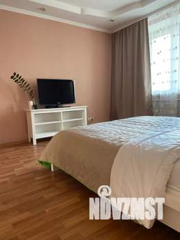 1-к квартира, посуточно, 40м2, 4/9 этаж
