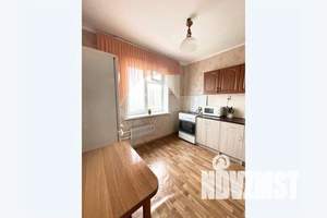 1-к квартира, посуточно, 38м2, 10/10 этаж