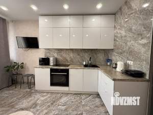 1-к квартира, посуточно, 37м2, 14/22 этаж