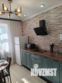 1-к квартира, посуточно, 40м2, 7/14 этаж