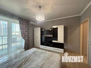 1-к квартира, посуточно, 43м2, 4/9 этаж