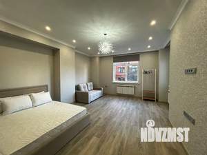 3-к квартира, посуточно, 125м2, 1/7 этаж