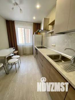 1-к квартира, посуточно, 45м2, 4/10 этаж