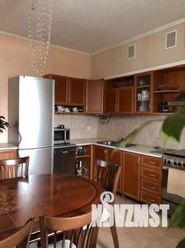 2-к квартира, посуточно, 90м2, 2/5 этаж