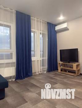 1-к квартира, посуточно, 35м2, 19/19 этаж