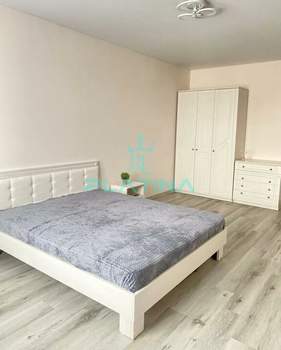 1-к квартира, на длительный срок, 51м2, 11/17 этаж