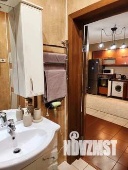 1-к квартира, посуточно, 40м2, 4/9 этаж