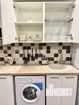 1-к квартира, посуточно, 38м2, 10/22 этаж