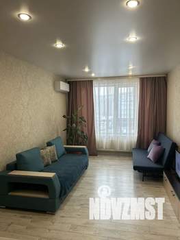 1-к квартира, посуточно, 42м2, 4/20 этаж