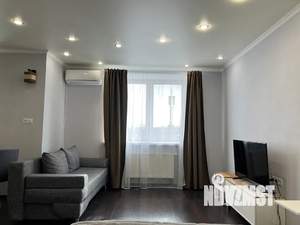 Студия квартира, посуточно, 54м2, 6/10 этаж