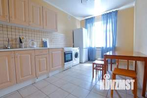 1-к квартира, посуточно, 40м2, 16/16 этаж