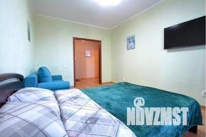 1-к квартира, посуточно, 40м2, 7/19 этаж