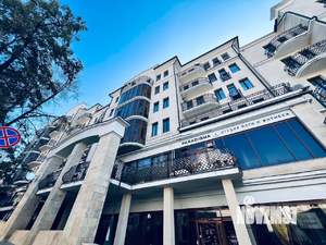 3-к квартира, на длительный срок, 120м2, 3/7 этаж