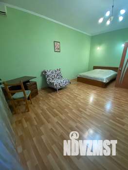 1-к квартира, посуточно, 54м2, 3/5 этаж