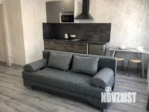 Студия квартира, посуточно, 32м2, 17/23 этаж