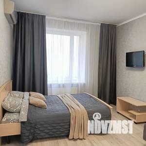 1-к квартира, посуточно, 38м2, 4/10 этаж