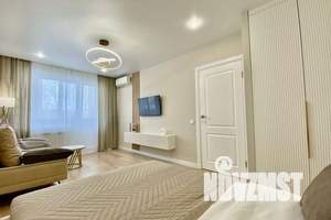1-к квартира, посуточно, 45м2, 6/9 этаж