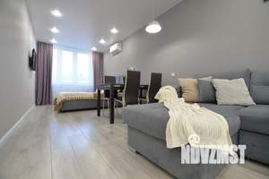 1-к квартира, посуточно, 49м2, 3/25 этаж