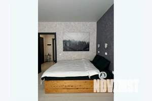 1-к квартира, посуточно, 40м2, 3/23 этаж