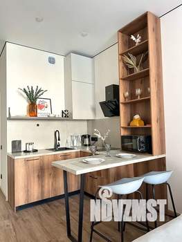 Студия квартира, посуточно, 30м2, 3/17 этаж