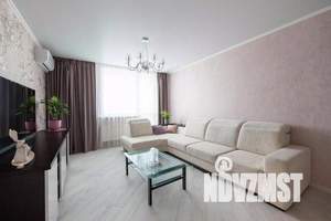 1-к квартира, посуточно, 37м2, 19/20 этаж