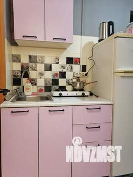 Студия квартира, посуточно, 18м2, 1/10 этаж