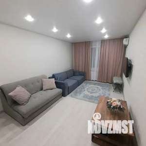 2-к квартира, посуточно, 47м2, 1/5 этаж