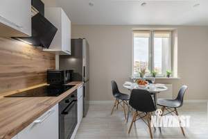 1-к квартира, посуточно, 44м2, 3/9 этаж