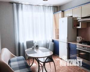 1-к квартира, посуточно, 43м2, 5/10 этаж