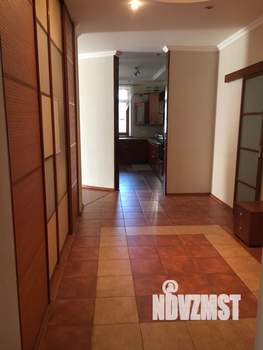 4-к квартира, на длительный срок, 140м2, 3/5 этаж