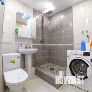 1-к квартира, посуточно, 35м2, 7/10 этаж