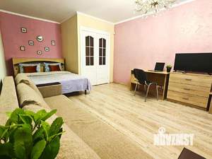 1-к квартира, посуточно, 40м2, 1/1 этаж