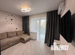 1-к квартира, посуточно, 38м2, 4/10 этаж