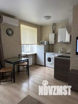 Студия квартира, посуточно, 33м2, 3/5 этаж