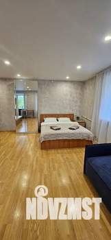 Студия квартира, посуточно, 30м2, 4/4 этаж