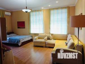 1-к квартира, посуточно, 56м2, 4/5 этаж