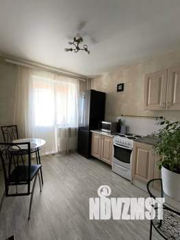 1-к квартира, посуточно, 42м2, 17/19 этаж