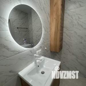 Студия квартира, посуточно, 32м2, 2/25 этаж