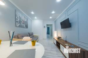 2-к квартира, посуточно, 51м2, 9/18 этаж