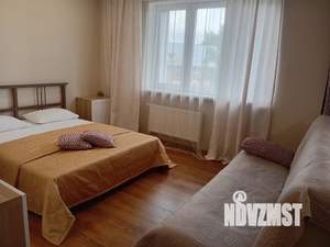 Студия квартира, посуточно, 35м2, 6/19 этаж