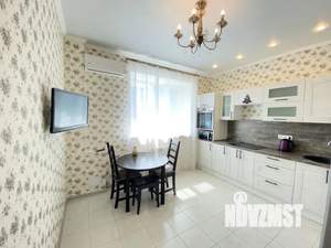 1-к квартира, посуточно, 48м2, 12/18 этаж